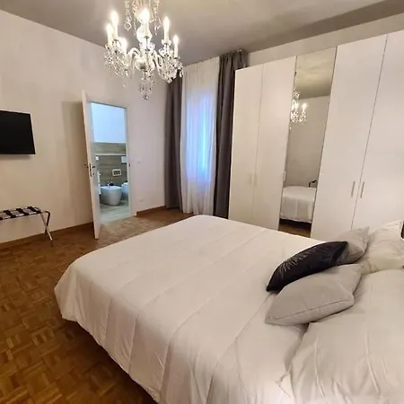 Angelini Apartment *