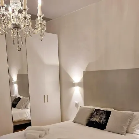 Angelini Apartment *